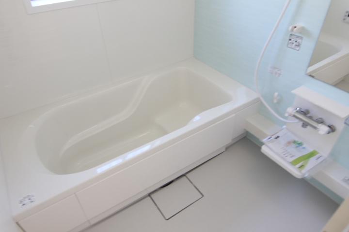 Bathroom. Spacious bathroom in the bathroom having a breadth of 1 Building No. 1 pyeong size