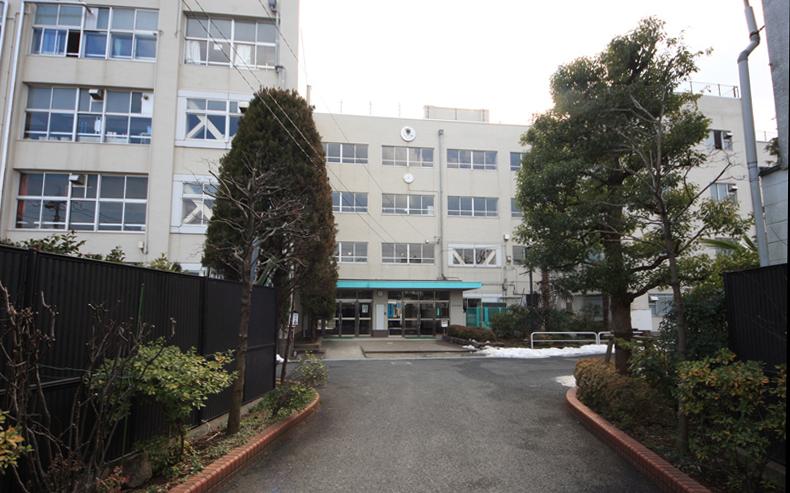 Junior high school. Oizumigakuen 580m until junior high school