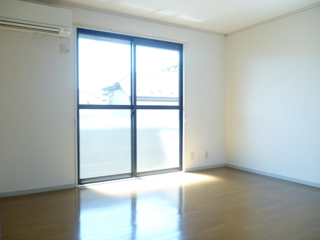 Living and room. Balcony side Western-style