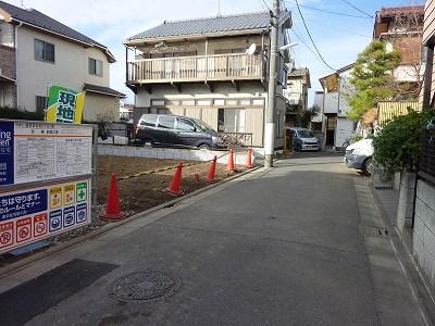 Local photos, including front road. Local (12 May 2013) Shooting