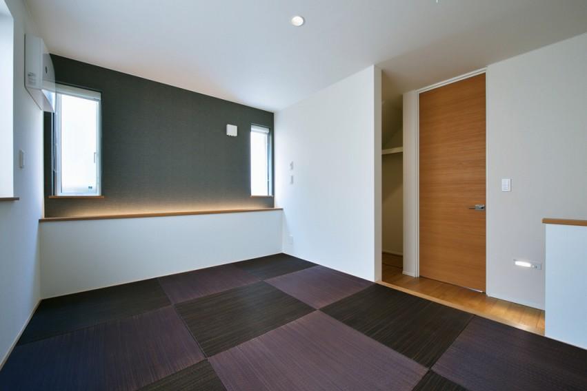 Same specifications photos (Other introspection)