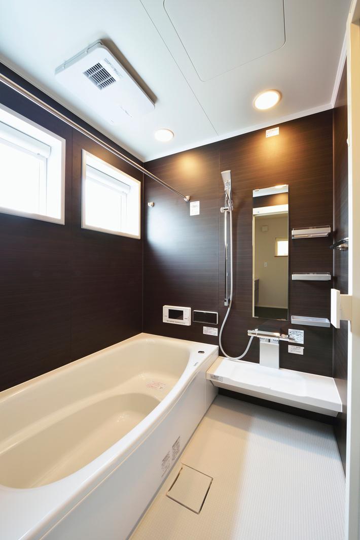 Same specifications photo (bathroom)