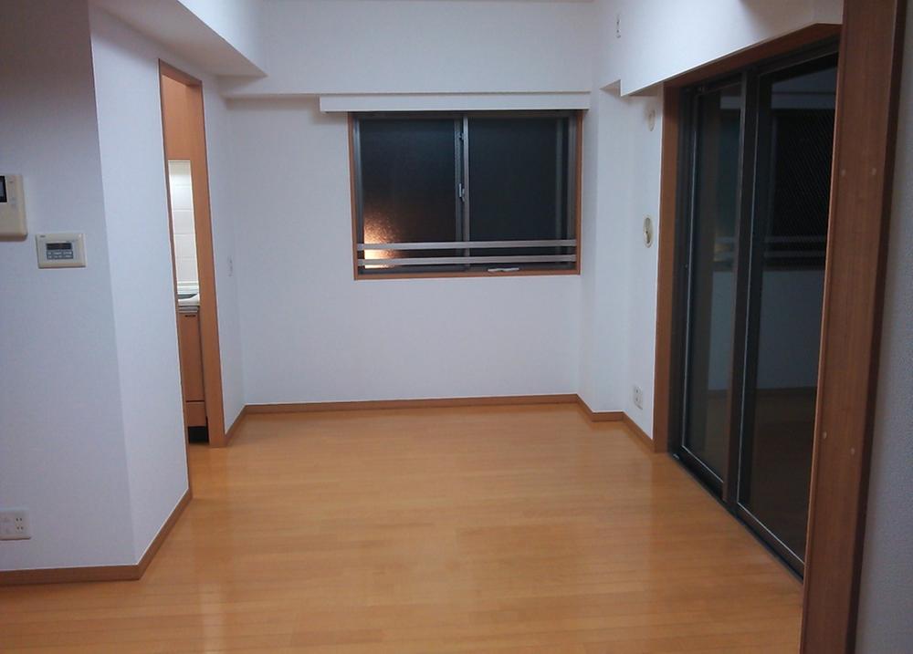 Living. Indoor (11 May 2013) Shooting