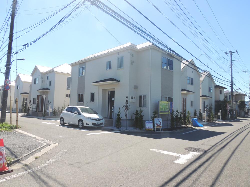 Local appearance photo. local