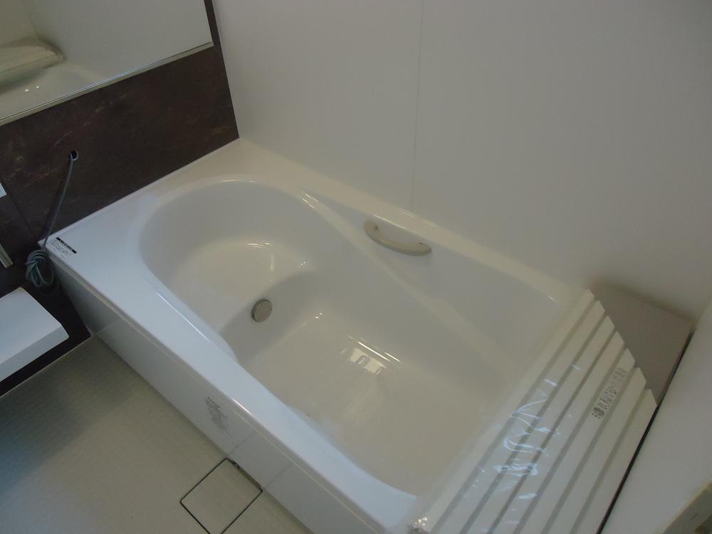 Bathroom. 1.25 square meters ~ Large bathroom