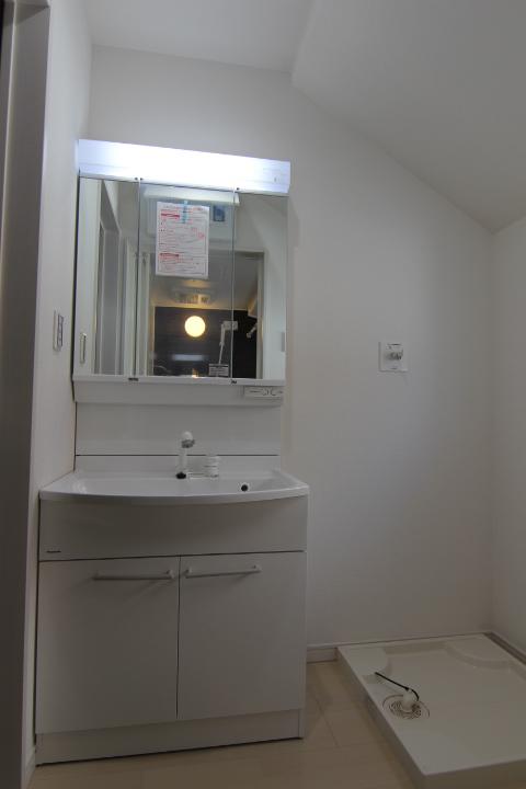 Wash basin, toilet. 3 Building washbasin shower changing living likeness a comfortable