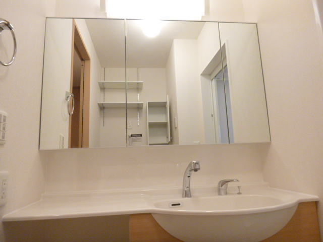 Washroom. Similar properties images