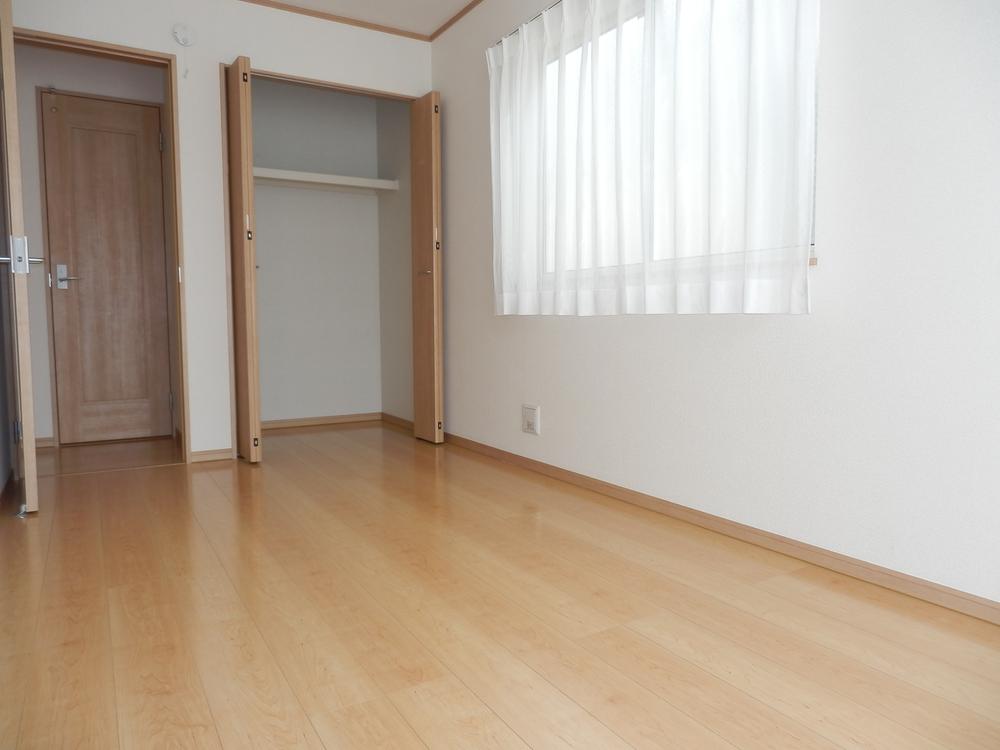 Non-living room. Indoor (July 2013) Shooting