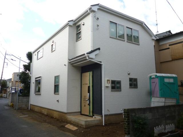 Local photos, including front road. Toward the completion of the 2014 January, We are progressing steadily. (2013 December 11 shooting)