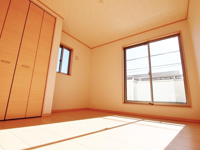 Non-living room. - Bright Western-style facing the south -  [Building 2] 