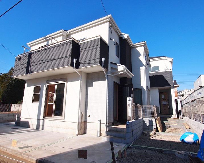 Local appearance photo. Local (December 12, 2013) shooting now, It will be in the outer structure construction