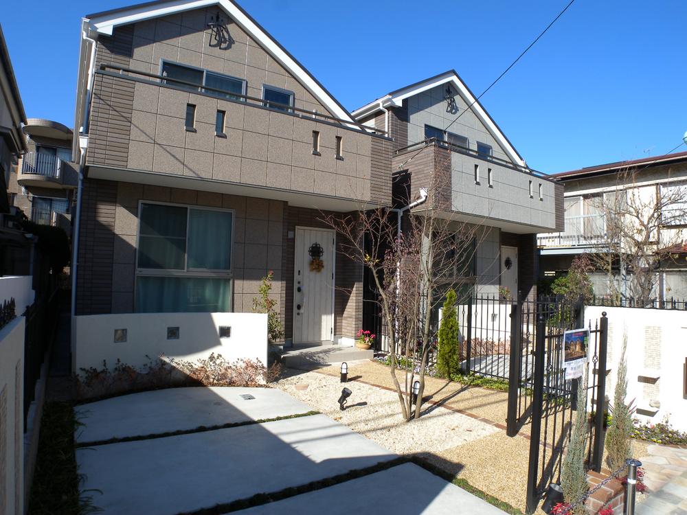 Local appearance photo