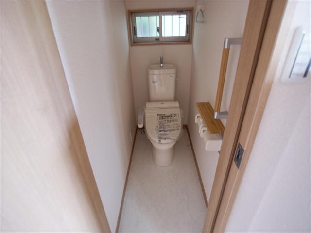 Toilet. <1 Building>