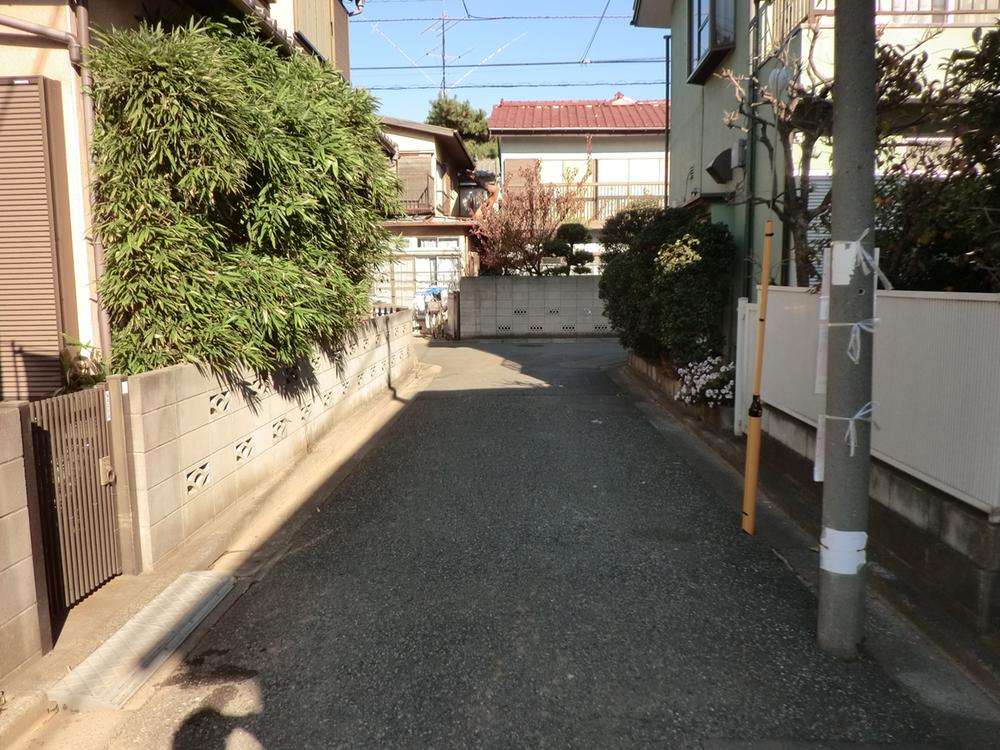 Local photos, including front road. Local (December 20, 2012) Shooting. 