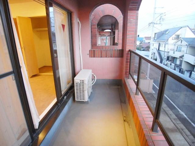 Other common areas. Balcony