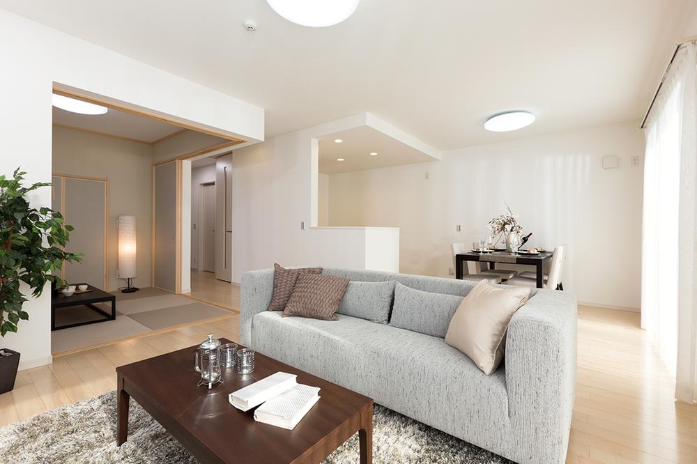 Living. Local model house (December 2013 shooting)