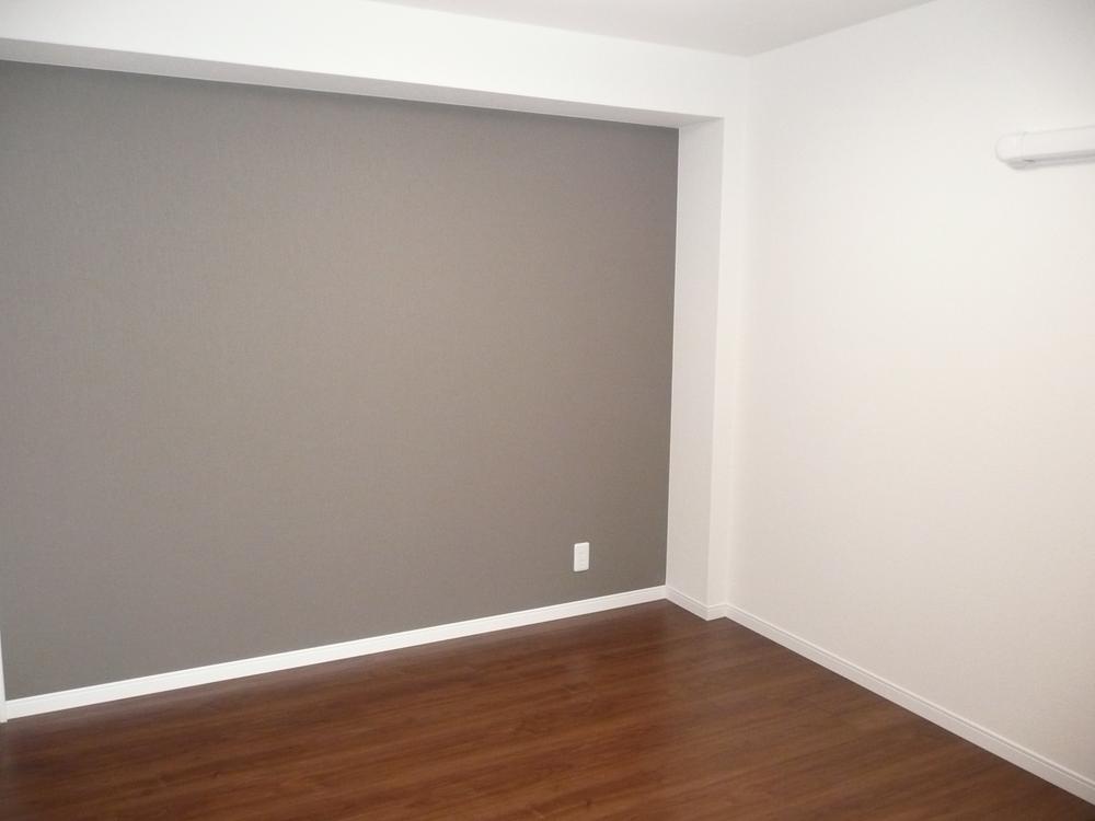 Non-living room. Western-style (east)