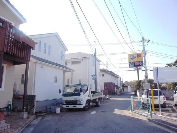 Local photos, including front road