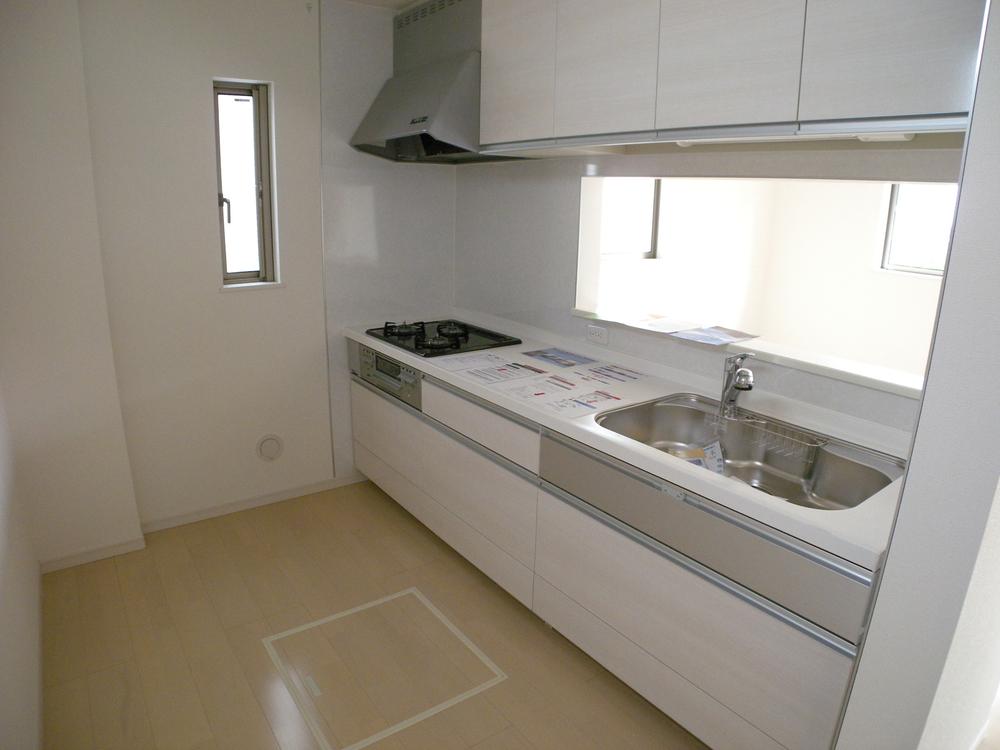 Same specifications photo (kitchen). Example of construction