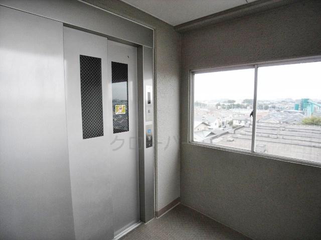 Other common areas. Elevator