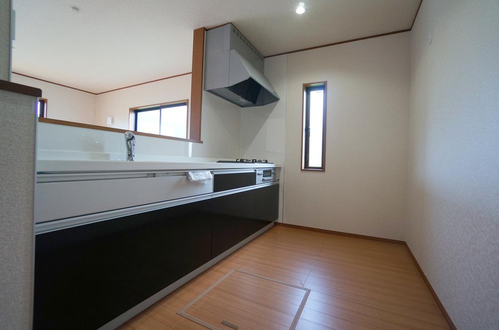 Same specifications photo (kitchen). Same specifications