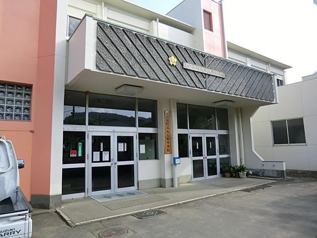 Junior high school. 106m until sunrise Municipal Oguno junior high school