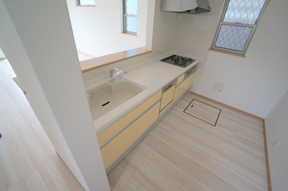 Same specifications photo (kitchen). Example of construction