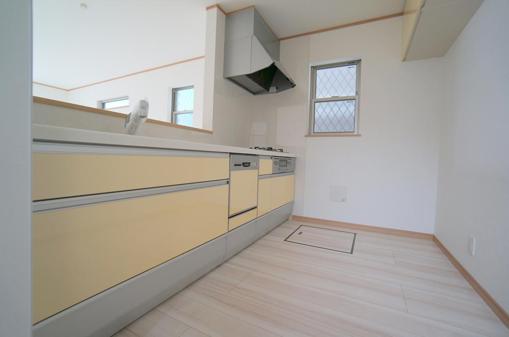 Same specifications photo (kitchen). Example of construction