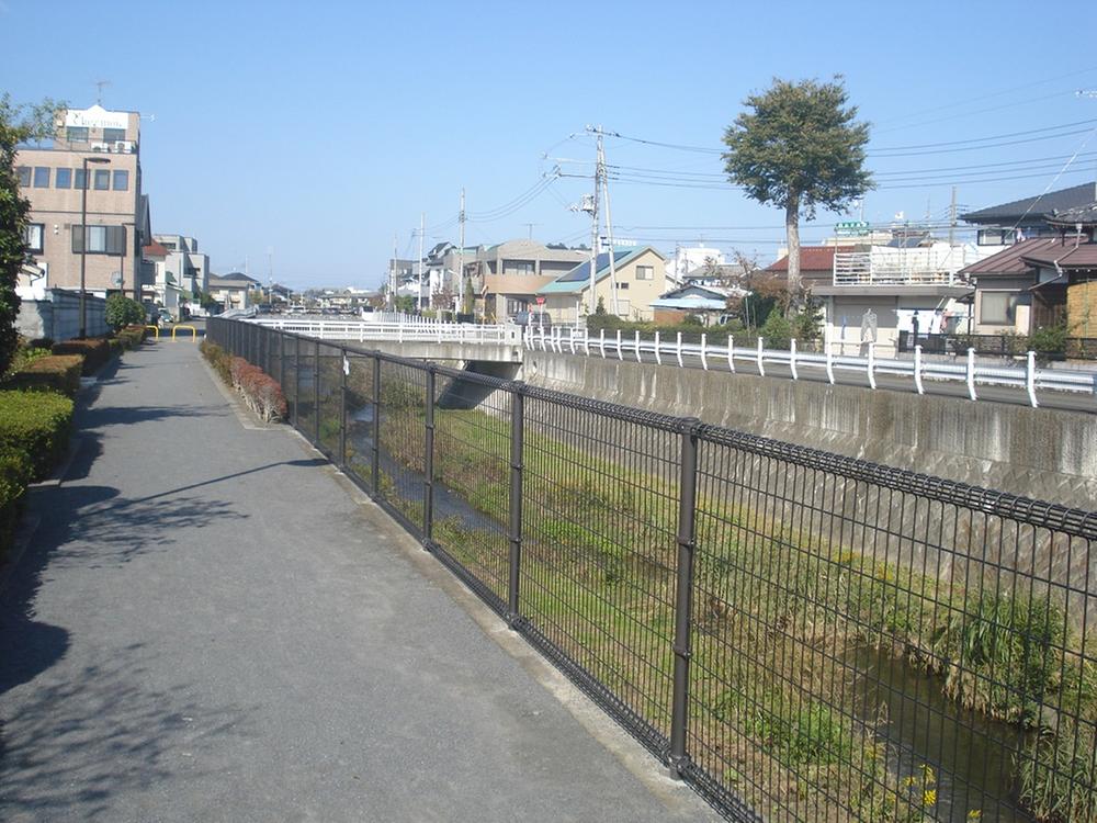 Other. Selling local northeast side (Zanbori River)