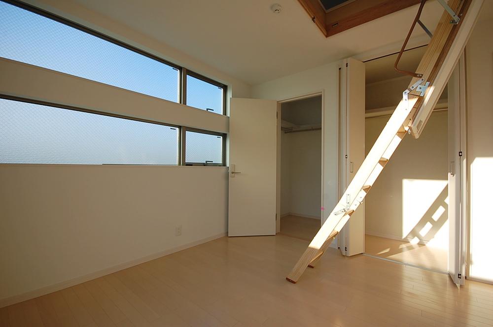 Same specifications photos (Other introspection). Example of construction