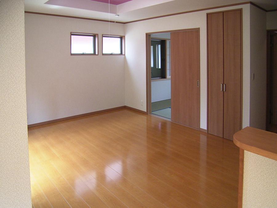 Living. Indoor (April 2013) Shooting C Building Living