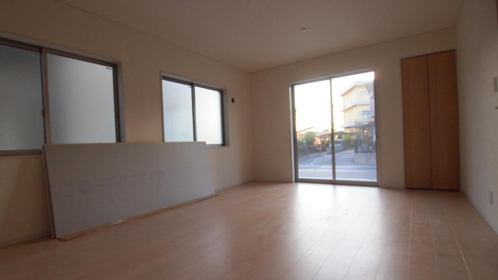 Living. Indoor (11 May 2013) Shooting