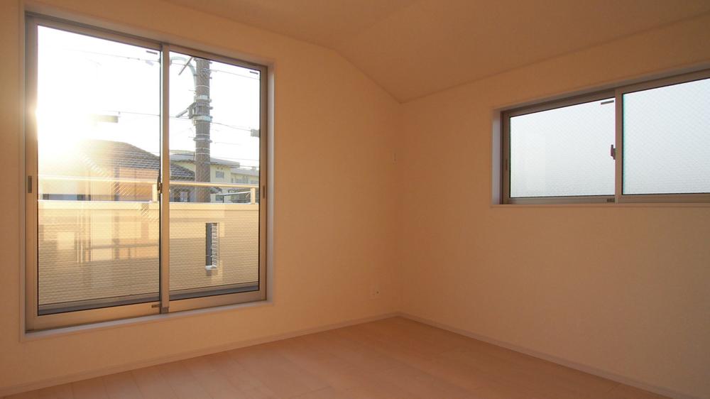 Non-living room. Indoor (11 May 2013) Shooting