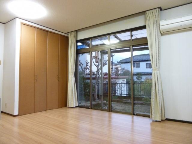 Other. In a building (LD)