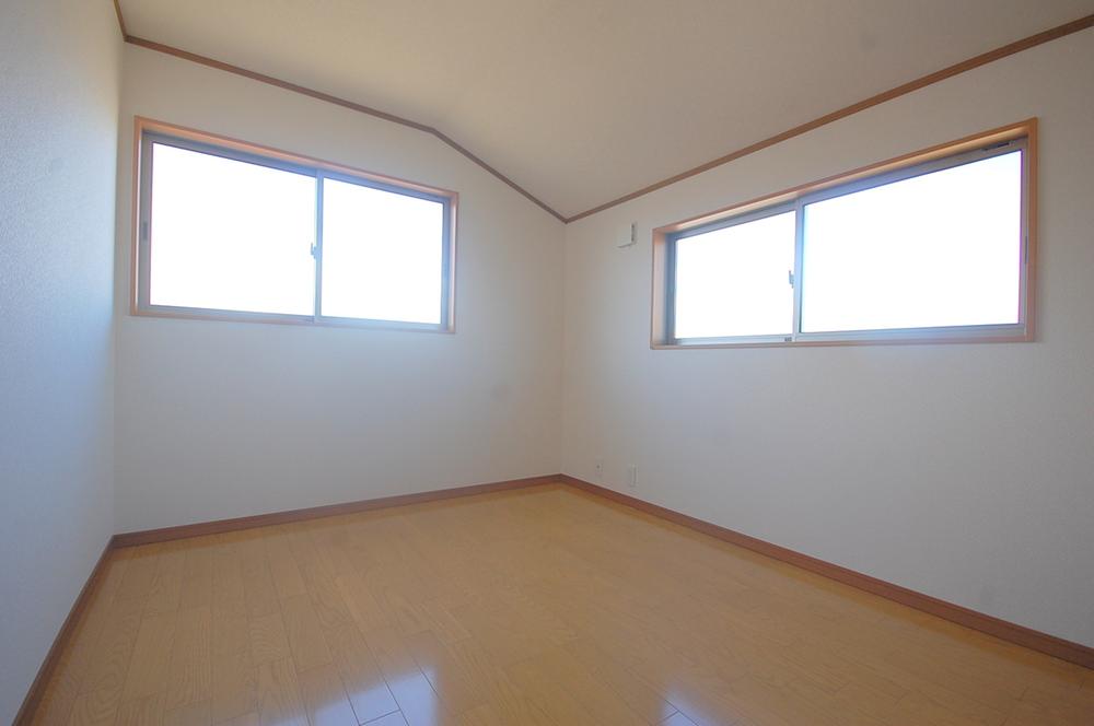 Same specifications photos (Other introspection). Example of construction