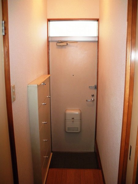 Entrance. ☆ It is the front door with a shoe box