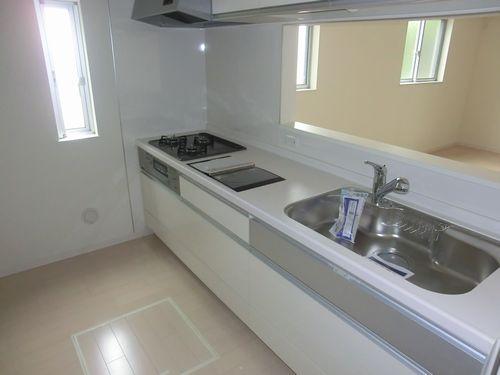 Same specifications photo (kitchen). <Example of construction>