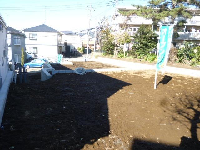 Local appearance photo. It is Building 2.