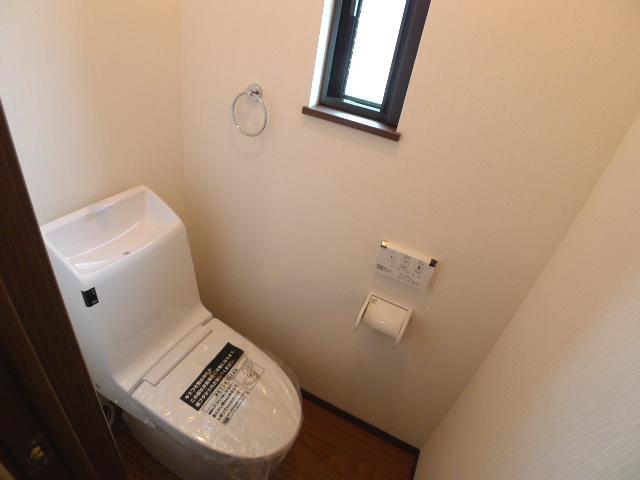 Toilet. Toilet (B Building)