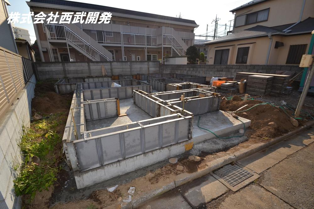 Local appearance photo. Local (12 May 2013) Shooting