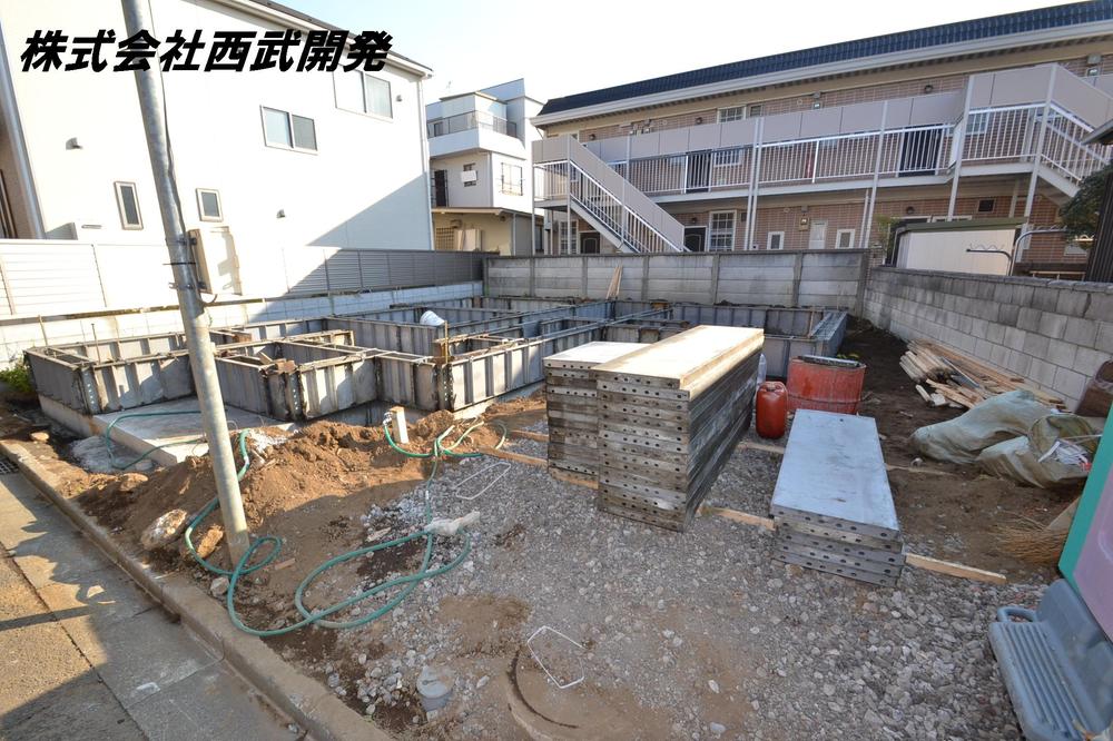 Local appearance photo. Local (12 May 2013) Shooting