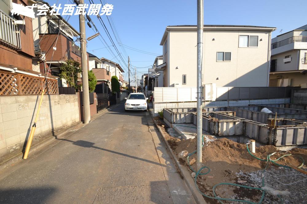 Local photos, including front road. Local (12 May 2013) Shooting