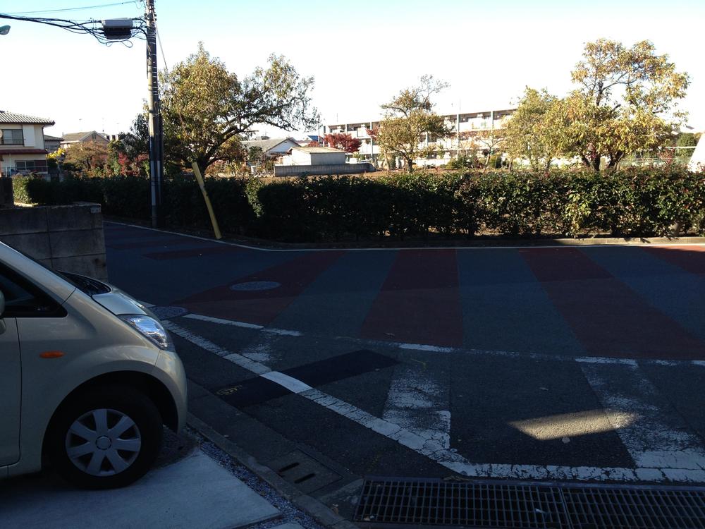 Local photos, including front road. Local (11 May 2013) Shooting