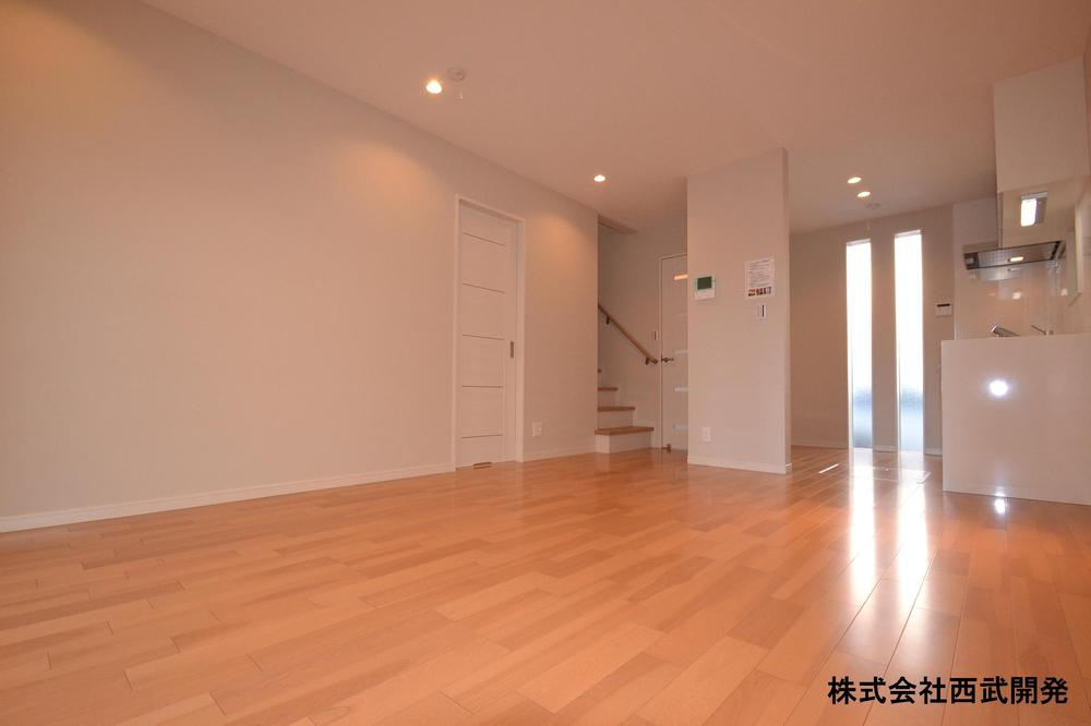 Living. Indoor (12 May 2013) Shooting