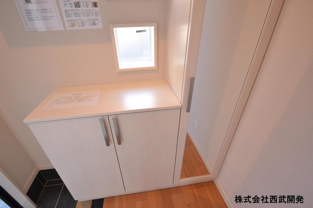 Entrance. Indoor (12 May 2013) Shooting