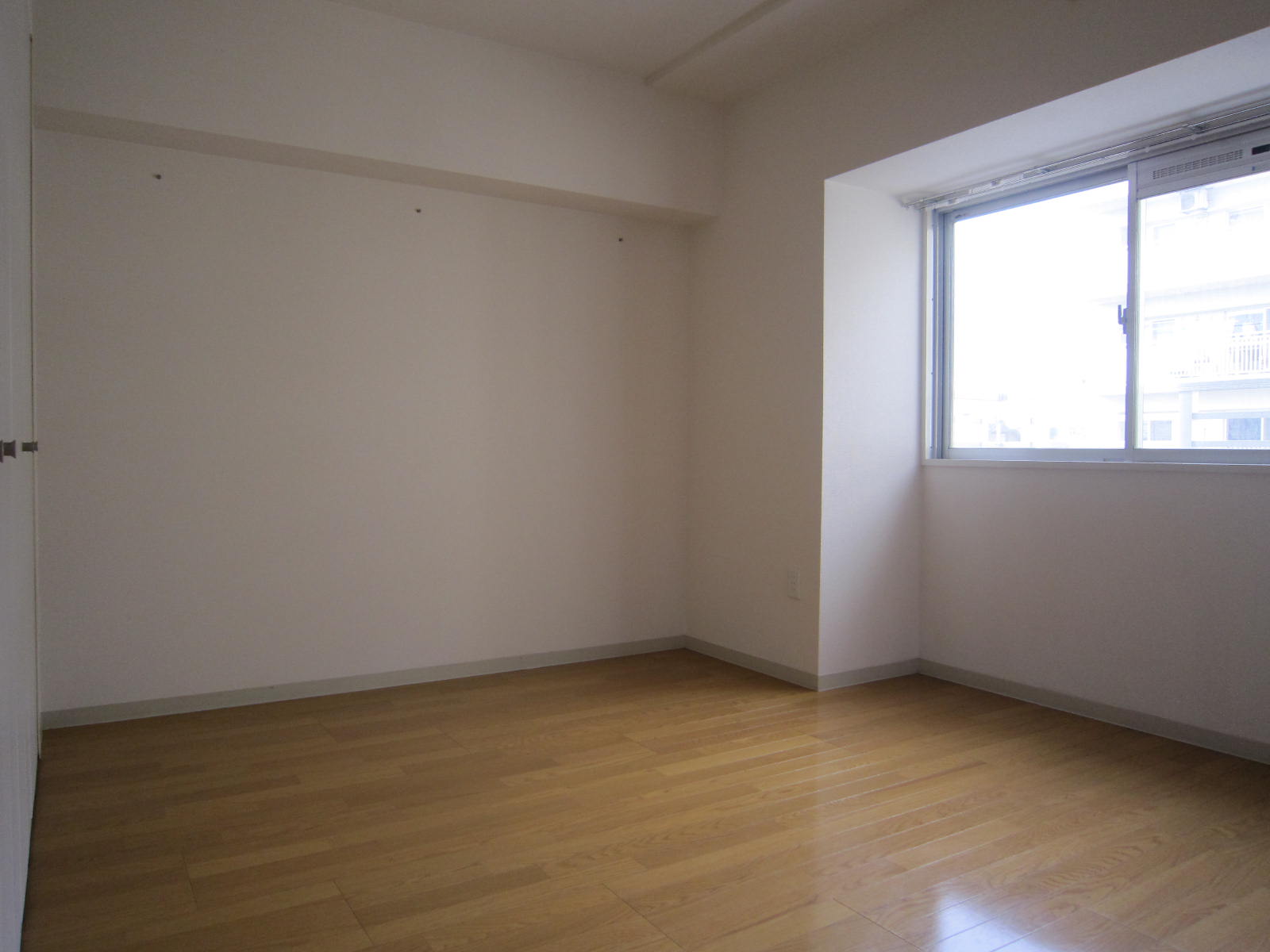 Other room space. 6.1 tatami mat of Western-style (1)