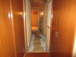 Other introspection. There is a room (11 May 2013) shooting a full-fledged tea house.