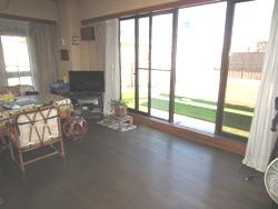 Living. Indoor (11 May 2013) Shooting Living-dining is good per yang.