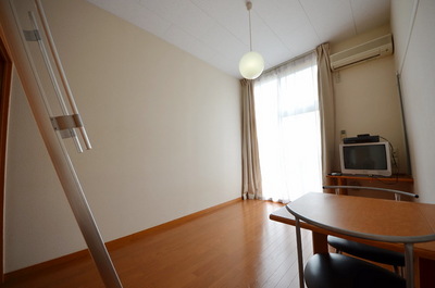 Other room space. All flooring