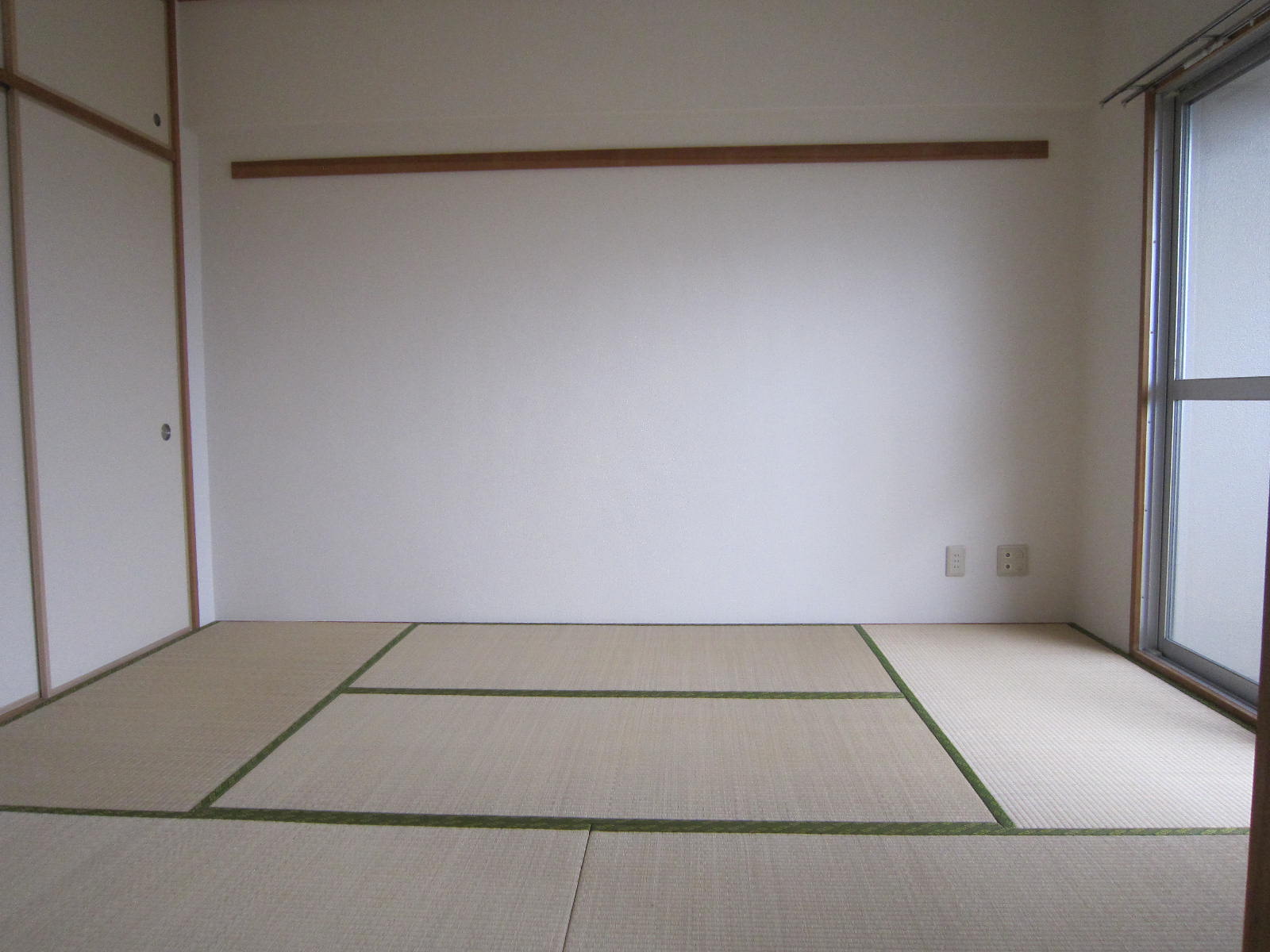 Other room space. 6-mat Japanese-style room